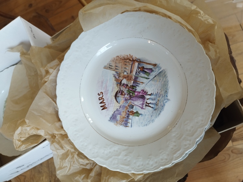 Lot Assiettes déco Digoin Sarreguemines