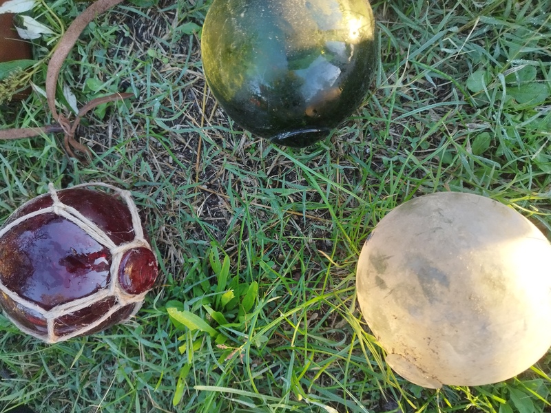 Lot de boules de filets en verre