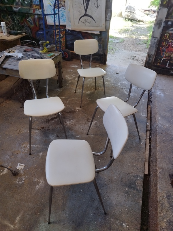 Lot de chaises design 60's