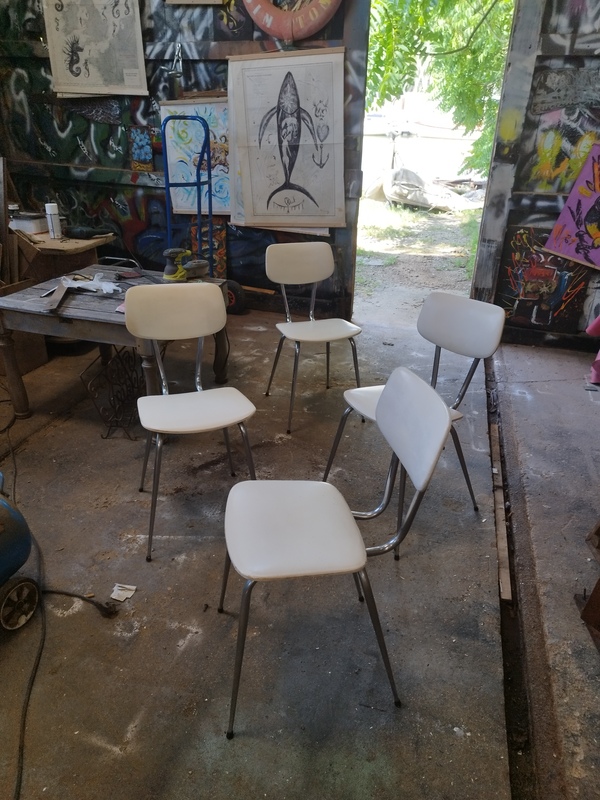 Lot de chaises design 60's