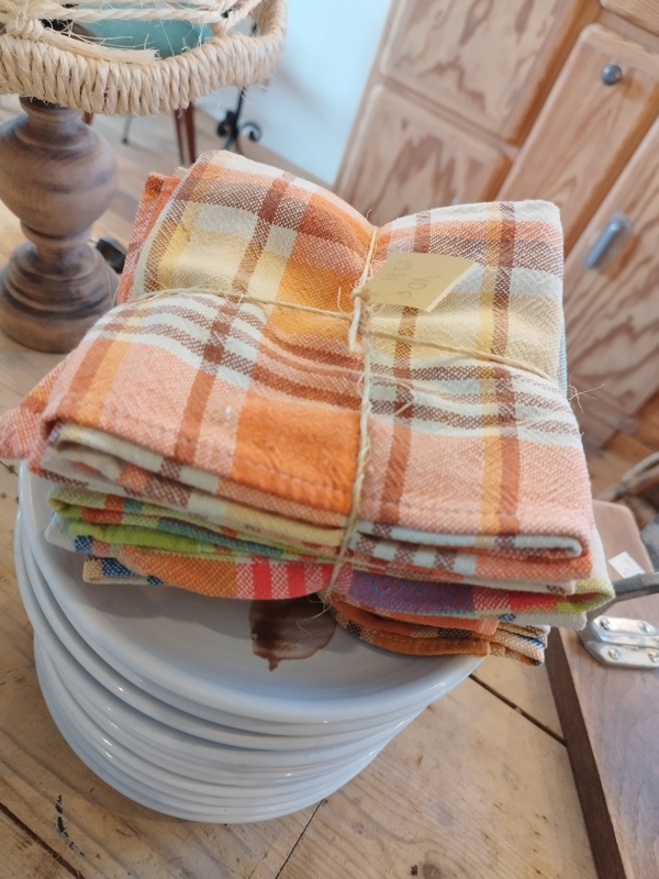 Lot de douze serviettes vintage