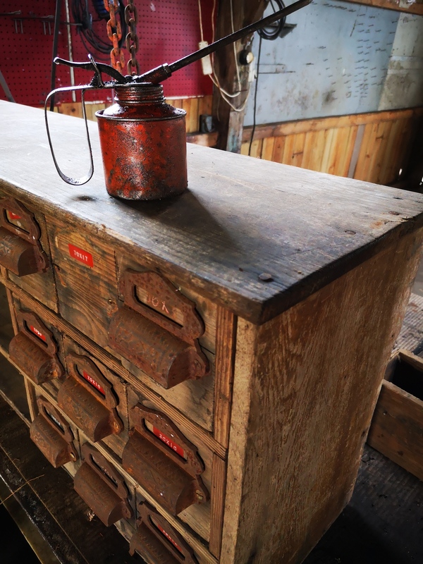 Lot de poignées en fonte début 20e 