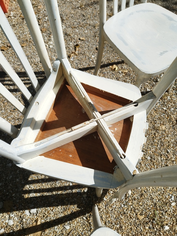 Lot quatre chaises bistro