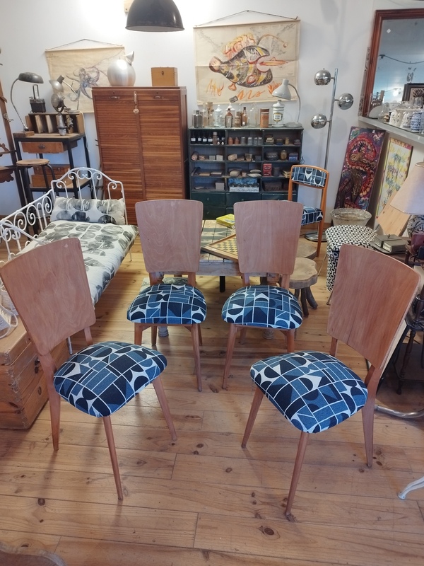 Lot quatre chaises design 60's