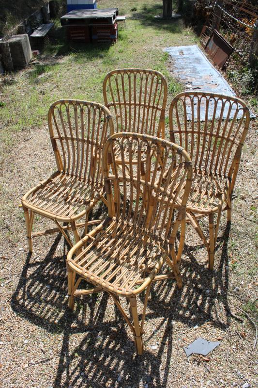Lot quatre chaises rotin