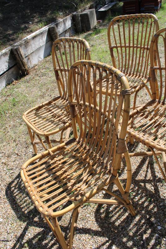 Lot quatre chaises rotin