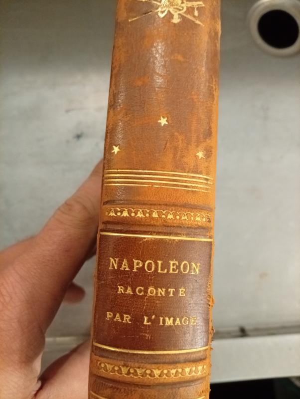 Lot trois livres anciens 