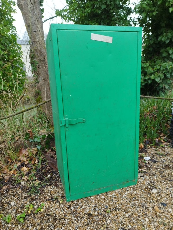 Meuble de rangement garage