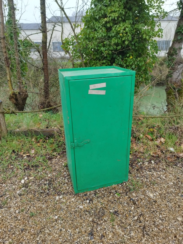 Meuble de rangement garage