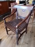 Ancien fauteuil bois exotique et cannage