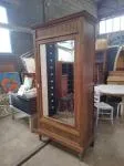 Armoire avec miroir