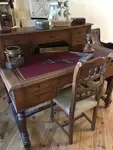 Bureau ancien en bois écritoire cuir