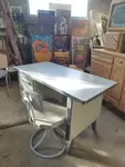 Bureau vntage Strafor 