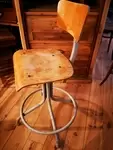 Chaise d'atelier acier et bois