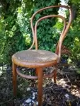 Chaise de bistro en bois courbé