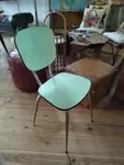 Chaise en formica vert d'eau