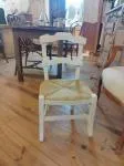Chaise XXe bois peint et paille
