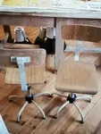 Chaises d'atelier 