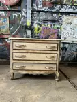 Commode trois tiroirs