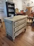 Commode trois tiroirs
