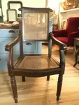 Fauteuil de coiffeur canné 