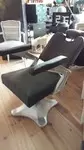 Fauteuil de coiffeur remis à neuf