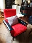 Fauteuil vintage rouge et noir