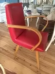 Fauteuil vintage simili cuir rouge