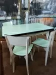 Grande table formica pieds bois 