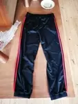 Jogging adidas vintage XL mais ressemble à un L actuel  années 90