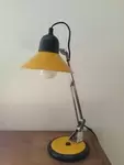 Lampe de bureau vintage jaune