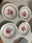 Lot de quatre assiettes Sarreguemines