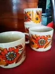 Lot de quatre tasse vintage