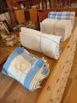 Lot serviettes et nappe brodées