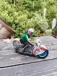 Moto en tôle jouet vintage