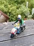 Moto en tôle jouet vintage