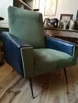 Paire de fauteuils 60s skai noir et velour vert 