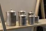 Série de pots d'épices alu art déco