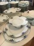 Service à vaisselle en porcelaine de Limoges