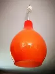 Suspension en verre orangé