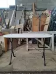Table bistro en fer forgé et plateau marbre