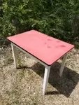 Table bois formica rouge 