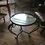 Table d'appoint fer forgé et plateau miroir