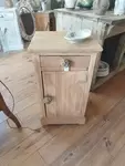 Table de chevet