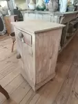 Table de chevet