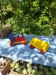 Train en bois vintage 