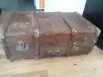 Valise en bois et cuir 