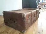 Valise en bois et cuir 