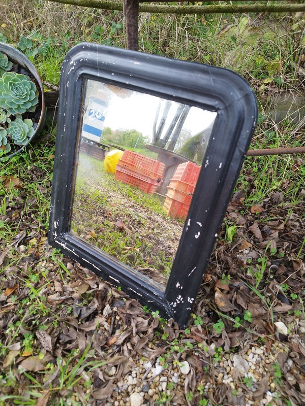 Miroir ancien noir