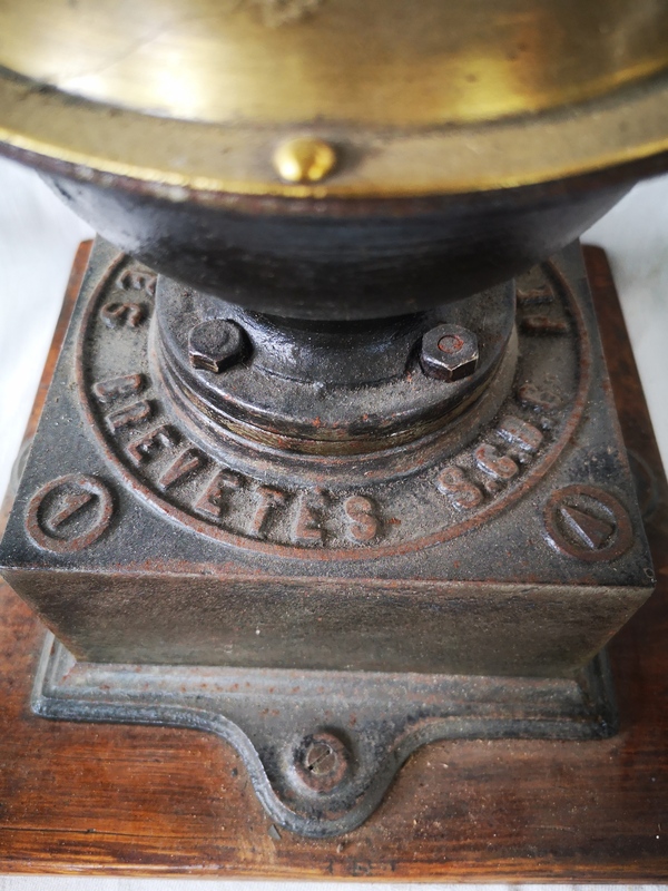 Moulin à café de comptoir Peugeot 